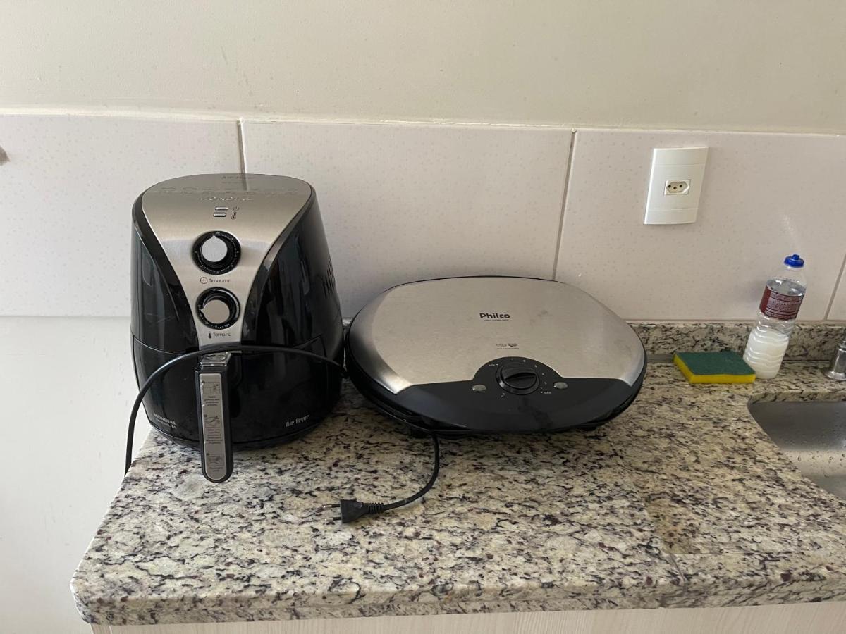 Golden Dolphin Supreme: Pet-Friendly Flat with King Bed Apartment Caldas Novas Exterior photo
